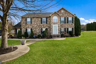 9032 Claussville Rd, Fogelsville, PA 18051 - Photo 3