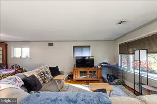 7512 S Main St, Coopersburg, PA 18036 - Photo 13