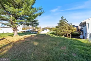 7512 S Main St, Coopersburg, PA 18036 - Photo 29