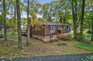 340 Chestnut Hill Rd, Emmaus, PA 18049 - Photo 1