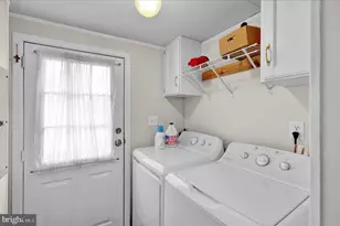 8758 Turkey Ridge Rd, Breinigsville, PA 18031 - Photo 19