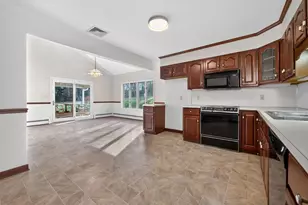 5202 Mill Rd, Emmaus, PA 18049 - Photo 7