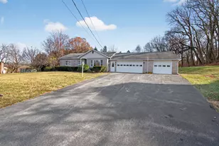 5202 Mill Rd, Emmaus, PA 18049 - Photo 37