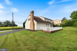 5175 Meadowview Dr, Macungie, PA 18062 - Photo 3