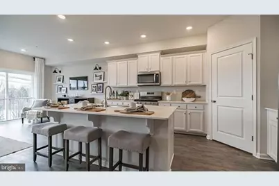 1067 Meadowlark Drive, Fogelsville, PA 18051 - Photo 3