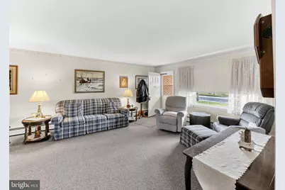 834 Hokendauqua Street, Coplay, PA 18037 - Photo 3