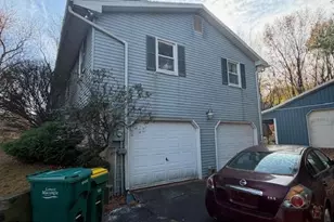 1270 Minesite Rd, Allentown, PA 18103 - Photo 3