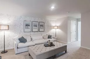 1518 Dresden Dr, Breinigsville, PA 18031 - Photo 17