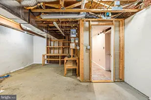 4698 Berwyn Ln, Macungie, PA 18062 - Photo 35