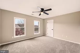 2243 Oakwood Ct, Fogelsville, PA 18051 - Photo 33