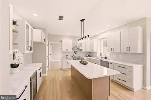 2243 Oakwood Ct, Fogelsville, PA 18051 - Photo 13