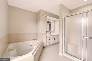 2243 Oakwood Ct, Fogelsville, PA 18051 - Photo 49