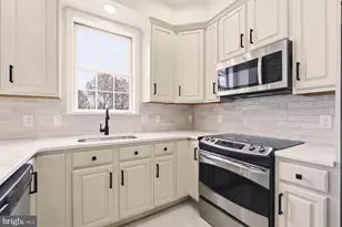 2243 Oakwood Ct, Fogelsville, PA 18051 - Photo 41