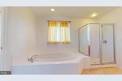 4039 Tournament Court, Center Valley, PA 18034 - Photo 33