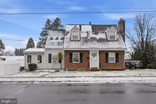 1950 Oxford Dr, Allentown, PA 18103 - Photo 1