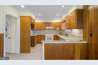 6532 Blue Church Road S, Coopersburg, PA 18036 - Photo 9