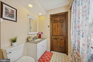 1111 N Broad St, Allentown, PA 18104 - Photo 27