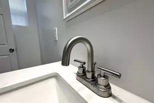 801 W Broad St, Bethlehem, PA 18018 - Photo 9