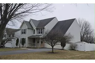 4178 Cartier Dr, Allentown, PA 18104 - Photo 3