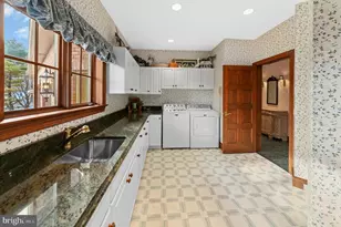 845 Mallard Dr, Whitehall, PA 18052 - Photo 17