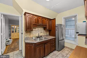 506 N 2nd St, Allentown, PA 18102 - Photo 11