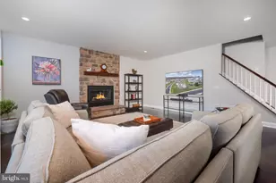 6226 Fox Glove Ln, Center Valley, PA 18034 - Photo 25