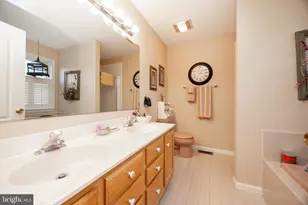 319 Surrey Pl, Macungie, PA 18062 - Photo 15