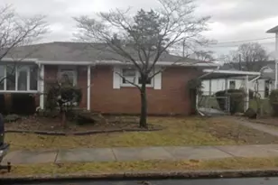 1875 S Wood St, Allentown, PA 18103 - Photo 1