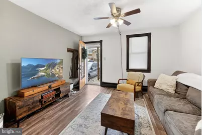 22 Warren, Fountain Hill, PA 18015 - Photo 5