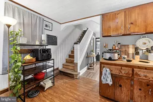 22 Warren, Fountain Hill, PA 18015 - Photo 11