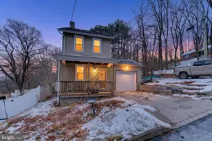 22 Warren, Fountain Hill, PA 18015 - Photo 1