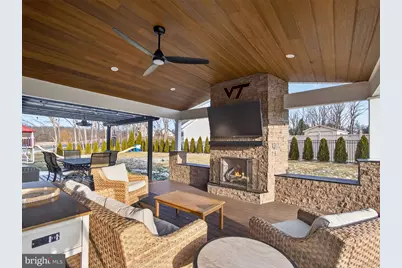 1455 Saratoga Circle, Breinigsville, PA 18031 - Photo 5