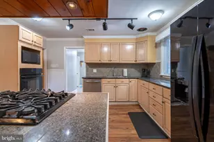 6951 Yeakels Mill Rd, Zionsville, PA 18092 - Photo 13