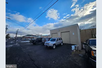 1007 Union Boulevard, Allentown, PA 18109 - Photo 5