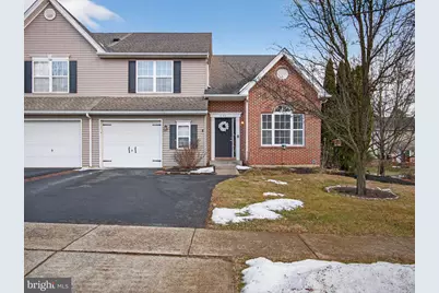 1525 Cambridge Drive, Macungie, PA 18062 - Photo 1