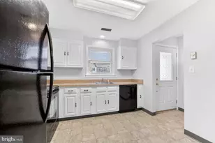 1930 Cricklewood Cove, Fogelsville, PA 18051 - Photo 11