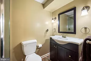 6335 Red Fox Ct, Coopersburg, PA 18036 - Photo 39