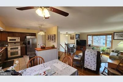 1989 Pierce Drive, Whitehall, PA 18052 - Photo 7