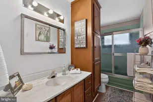 1824 Hilltop Terrace, Bethlehem, PA 18018 - Photo 19