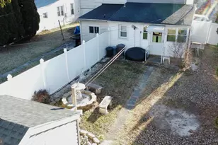 324 Walnut St, Catasauqua, PA 18032 - Photo 17
