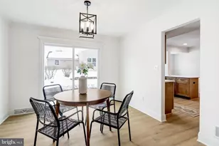 7908 Woodsbluff Run, Fogelsville, PA 18051 - Photo 7