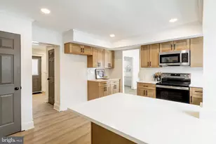 7908 Woodsbluff Run, Fogelsville, PA 18051 - Photo 11