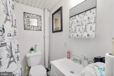 208 N 9th Street, Allentown, PA 18102 - Photo 31