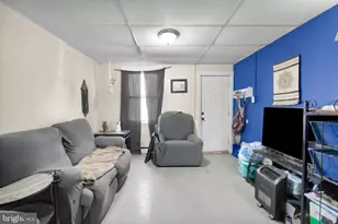 318 N 7th St, Allentown, PA 18102 - Photo 23