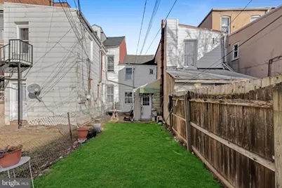 318 N 7th Street, Allentown, PA 18102 - Photo 3