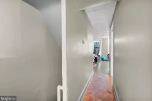 318 N 7th St, Allentown, PA 18102 - Photo 25