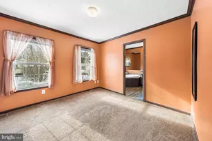 8754 Breinig Run Cir, Breinigsville, PA 18031 - Photo 13