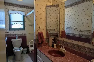 107 S 10th St, Coplay, PA 18037 - Photo 35