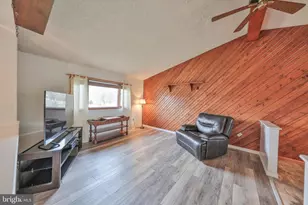 7580 Kings Hwy, New Tripoli, PA 18066 - Photo 9