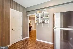 955 Yorkshire Dr, Breinigsville, PA 18031 - Photo 53